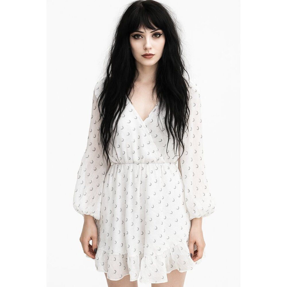 NWT NSR Womens Black Crescent Moon Long Sleeve Flowy Witchy White Dress